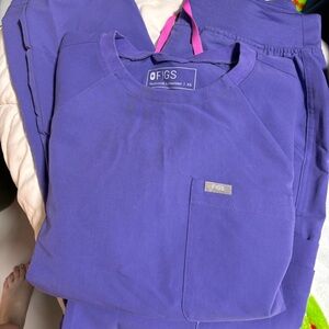 Figs women’s scrub set